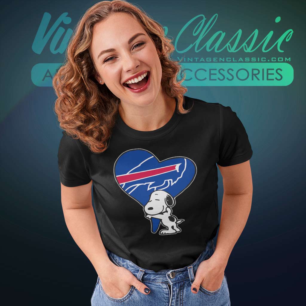 Snoopy-Hugs-The-Buffalo-Bills-Heart-NFL-Shirt